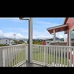 Cozy Lofoten Hideaway Appartement *