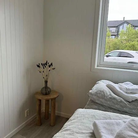 Cozy Lofoten Hideaway アパート レクネス